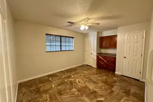3010 Pine St, Galveston, TX 77551 - Photo 17