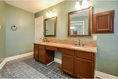 16318 Cobble Springs Court, Sugar Land, TX 77498 - Photo 17