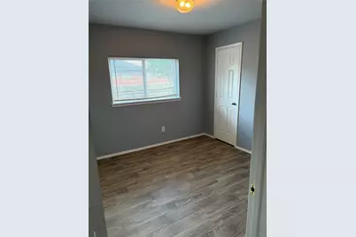7214 Crescent Mills Drive, Houston, TX 77083 - Photo 9