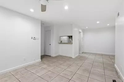 7200 Clarewood Drive #1700, Houston, TX 77036 - Photo 5