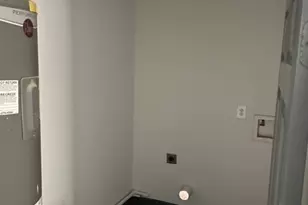 7210 Kassarine Pass, Houston, TX 77033 - Photo 9