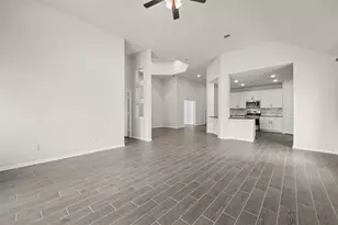 2733 Arbor Edge Crossing, Texas City, TX 77568 - Photo 13