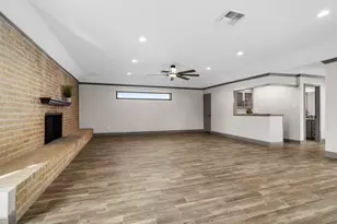 3031 Fairway Dr, Sugar Land, TX 77478 - Photo 3