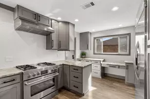 3031 Fairway Dr, Sugar Land, TX 77478 - Photo 15