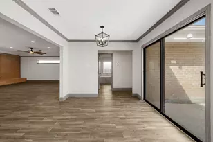 3031 Fairway Dr, Sugar Land, TX 77478 - Photo 9