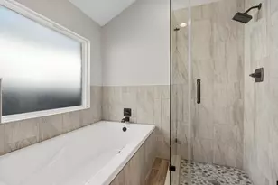 3031 Fairway Dr, Sugar Land, TX 77478 - Photo 23