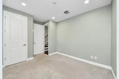 1716 Stuart Street, Houston, TX 77004 - Photo 33
