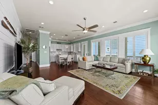25102 Sausalito Dr, Galveston, TX 77554 - Photo 5
