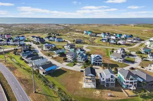 25102 Sausalito Dr, Galveston, TX 77554 - Photo 33