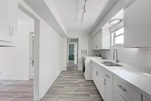 2420 McDuffie St, Houston, TX 77019 - Photo 15