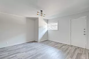 2420 McDuffie St, Houston, TX 77019 - Photo 9
