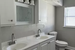 8708 Lanewood Dr, Houston, TX 77016 - Photo 13