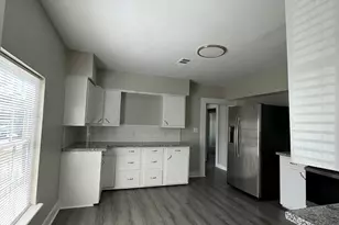 8708 Lanewood Dr, Houston, TX 77016 - Photo 9