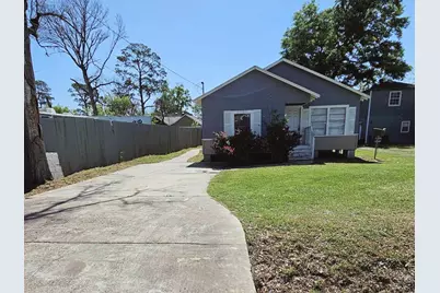 8708 Lanewood Drive, Houston, TX 77016 - Photo 1