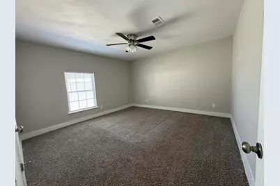 8708 Lanewood Drive, Houston, TX 77016 - Photo 5