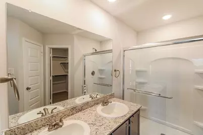 11688 Descent Drive, Conroe, TX 77303 - Photo 13