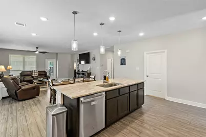 10603 Scarlet Peak Court, Bryan, TX 77845 - Photo 9