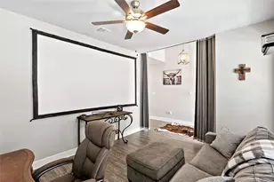 10603 Scarlet Peak Ct, Bryan, TX 77845 - Photo 5