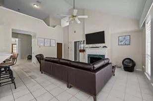 2372 Autumn Mist Ct, League City, TX 77573 - Photo 13