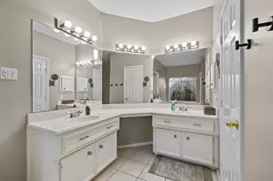 2372 Autumn Mist Ct, League City, TX 77573 - Photo 17