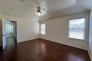 1053 Shadow Glenn Dr, Conroe, TX 77301 - Photo 5