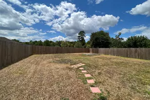 1053 Shadow Glenn Dr, Conroe, TX 77301 - Photo 15