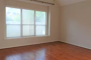 4822 Schiller Park Ln, Sugar Land, TX 77479 - Photo 9