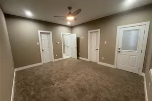 9134 Brandon St, Houston, TX 77051 - Photo 21