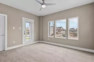 9134 Brandon St, Houston, TX 77051 - Photo 13