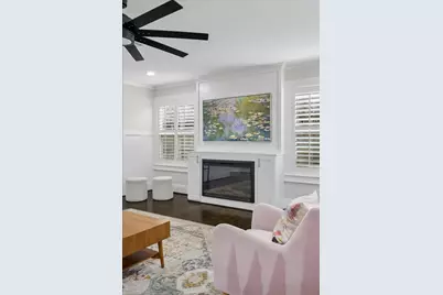 1013 Fisher Street, Houston, TX 77018 - Photo 9
