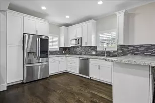 1013 Fisher St, Houston, TX 77018 - Photo 25
