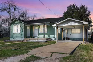 403 N College St, Weimar, TX 78962 - Photo 13
