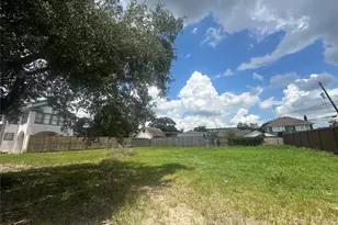 1648 Richmond Ave., Houston, TX 77006 - Photo 1