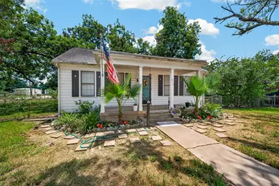 416 E Caney Street, Wharton, TX 77488 - Photo 3