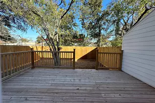 2314 McKee St, Houston, TX 77009 - Photo 13