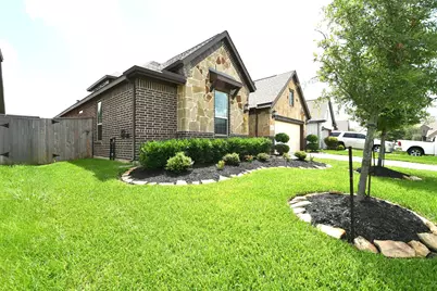 14011 Lago Creek Court, Rosharon, TX 77583 - Photo 3