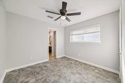 305 Baycrest Drive, League City, TX 77573 - Photo 7