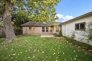 305 Baycrest Dr, League City, TX 77573 - Photo 11