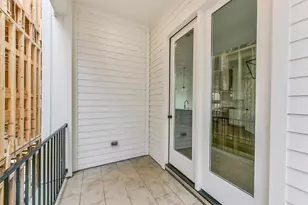 806 Fisher St, Houston, TX 77018 - Photo 11