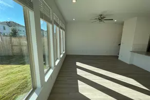 4146 Champlain Wy, Iowa Colony, TX 77583 - Photo 5