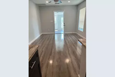 9413 Clinton Drive, Houston, TX 77029 - Photo 3
