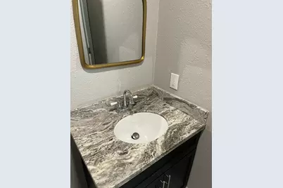 9413 Clinton Drive, Houston, TX 77029 - Photo 13