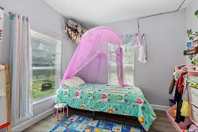 9413 Clinton Drive, Houston, TX 77029 - Photo 9