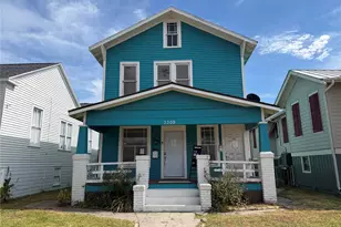 3309 Bernardo De Galvez Ave, Galveston, TX 77550 - Photo 1