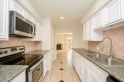 13282 Trail Hollow Drive, Houston, TX 77079 - Photo 7