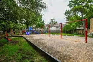 13282 Trail Hollow Dr, Houston, TX 77079 - Photo 37