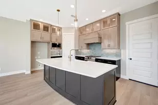 16039 Hayes Pk Dr, Houston, TX 77079 - Photo 17