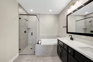 16039 Hayes Pk Dr, Houston, TX 77079 - Photo 33