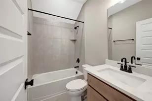16039 Hayes Pk Dr, Houston, TX 77079 - Photo 47