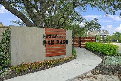 16039 Hayes Park Drive, Houston, TX 77079 - Photo 9